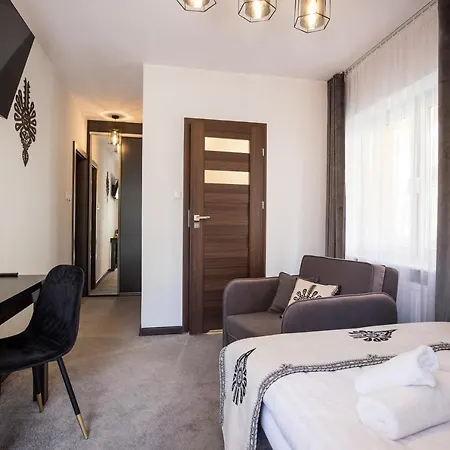 Modrzejowka Guest house