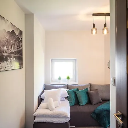 Modrzejowka Guest house *