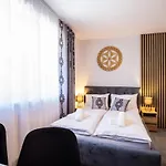 Vendégház Modrzejowka